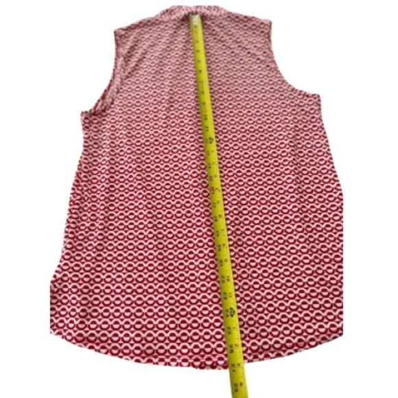 Juniper & Lime Women’s Sleeveless Shirt Red Top Inverted Pleat Blouse Size Large - Picture 4 of 5